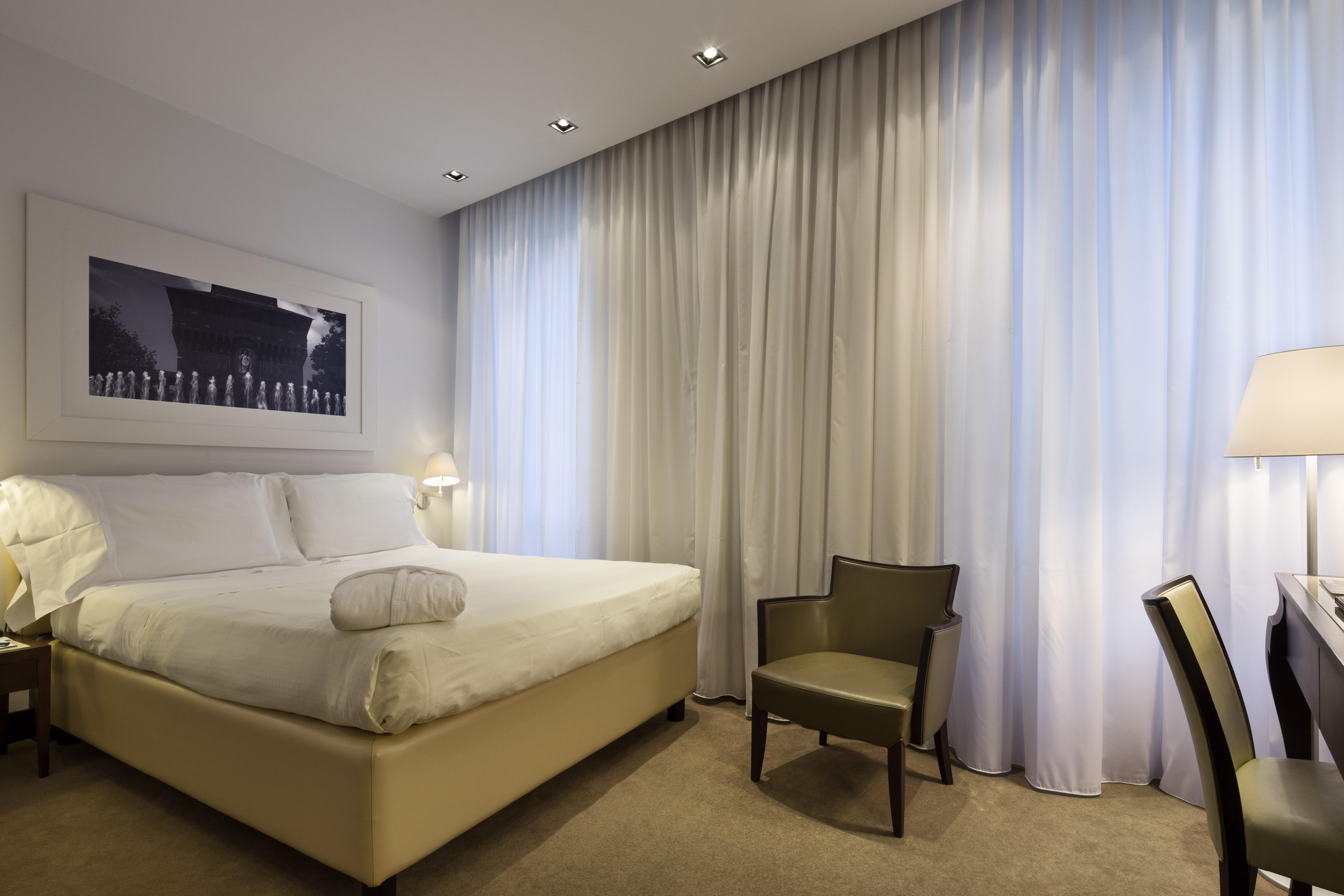 Una Hotels Cusani Milano Bagian luar foto
