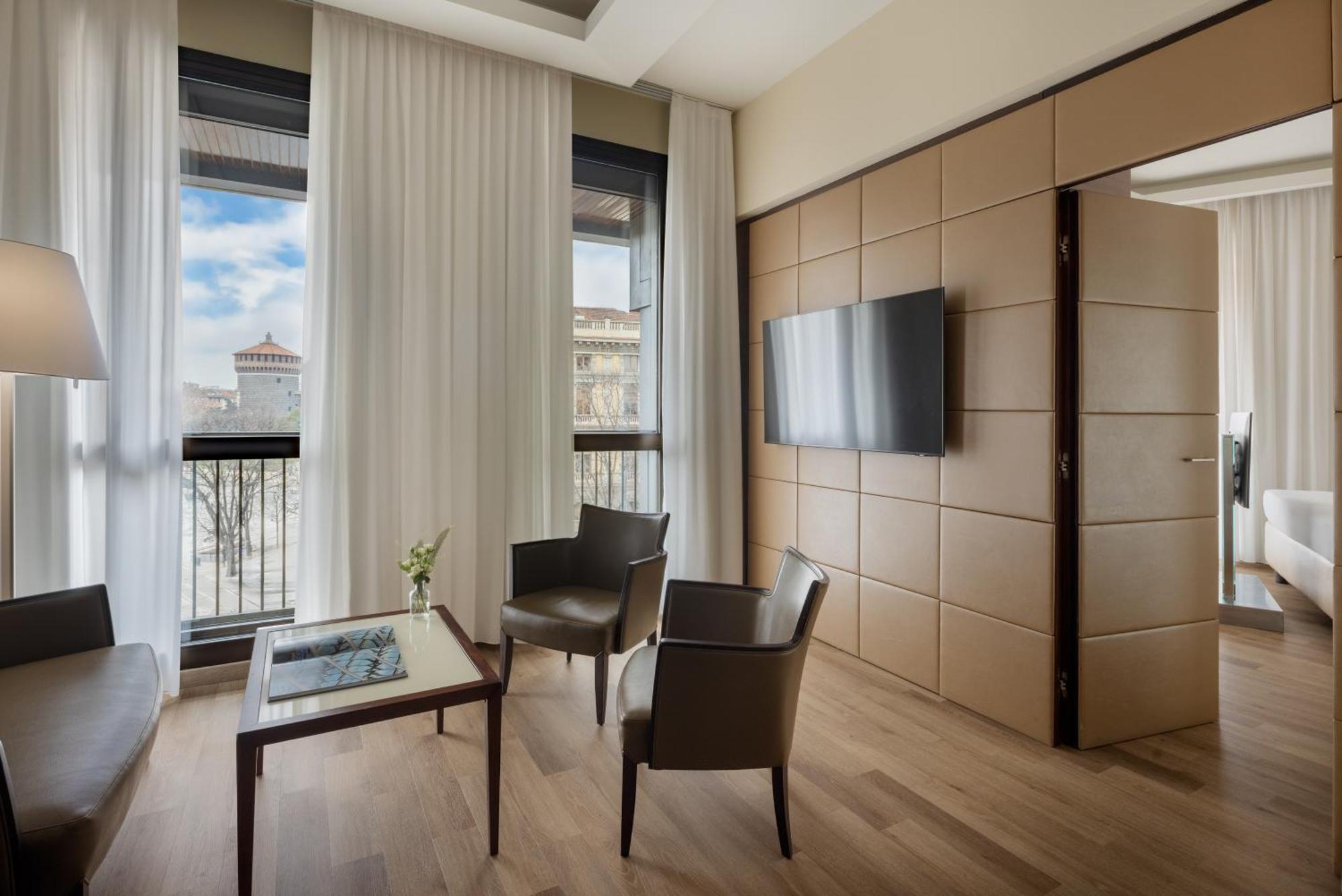 Una Hotels Cusani Milano Bagian luar foto