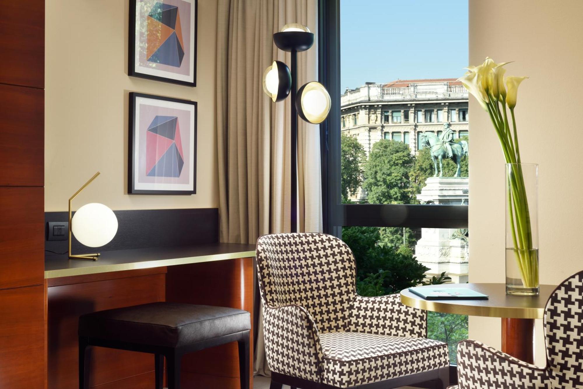 Una Hotels Cusani Milano Bagian luar foto