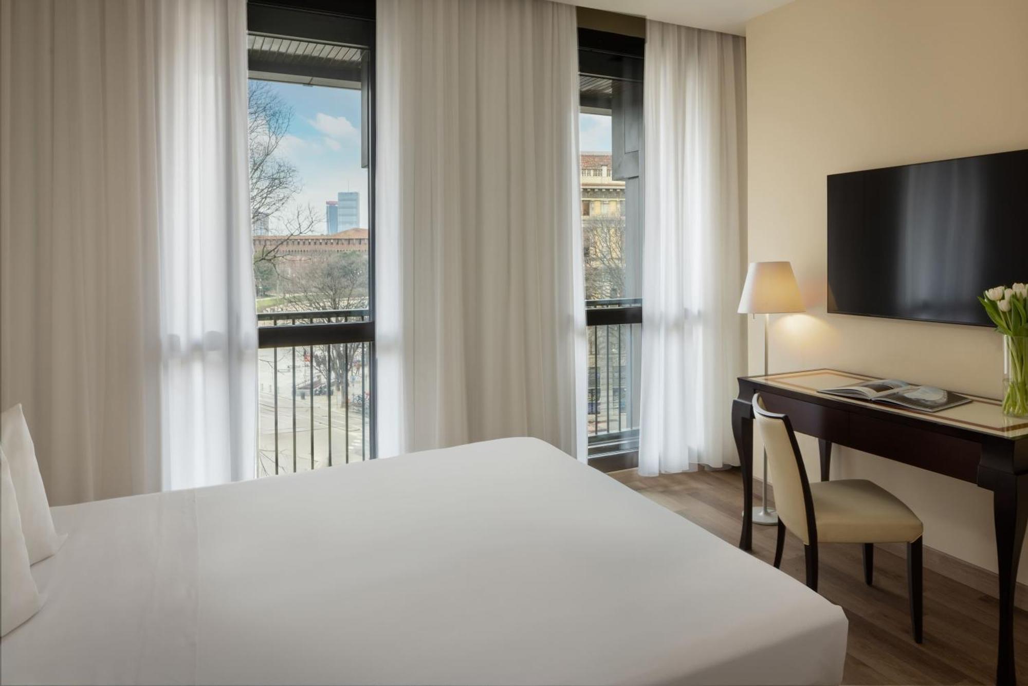 Una Hotels Cusani Milano Bagian luar foto
