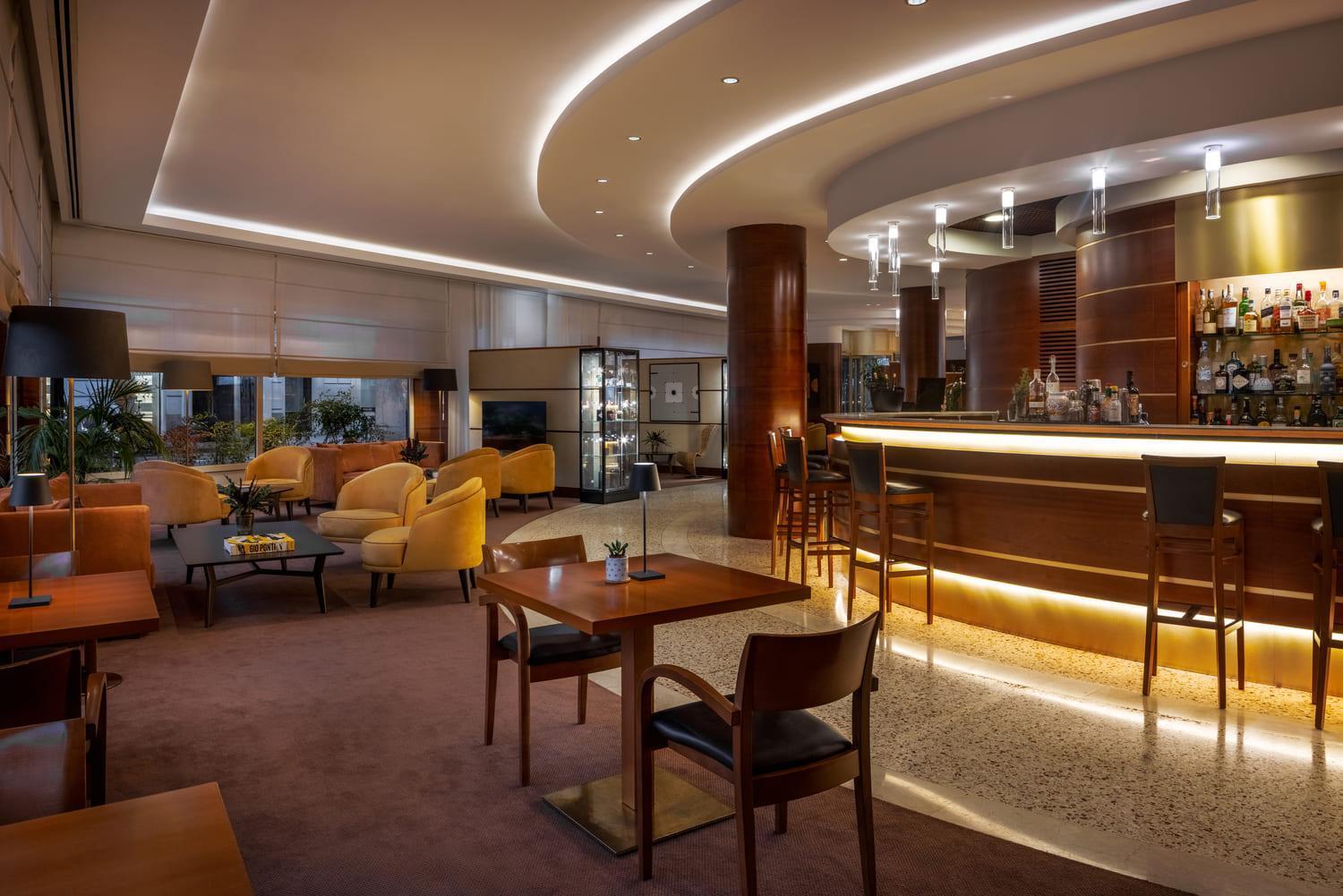 Una Hotels Cusani Milano Bagian luar foto